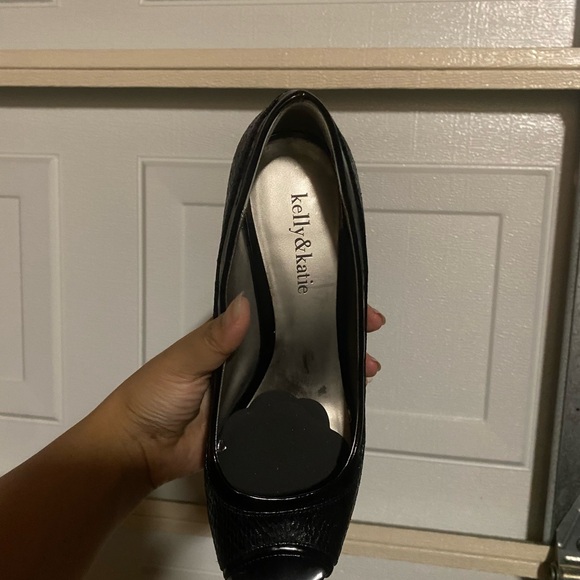 Kelly & Katie Peep Toe Pump - Picture 5 of 5